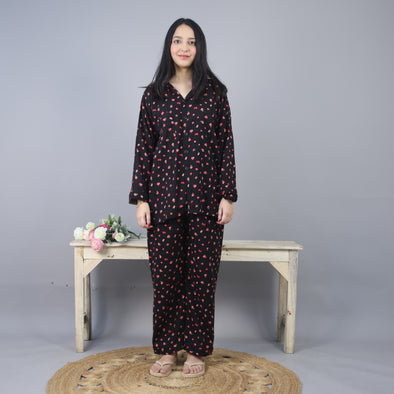 BLACK STRAWBERRY SUMMER LINEN PJS