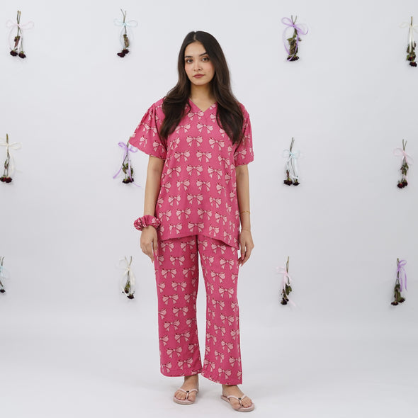 BOWTIQUE RELAXED FIT