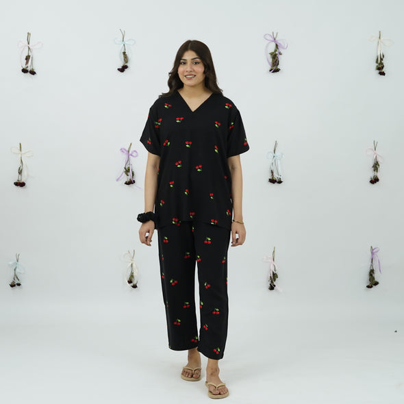 BLACK CHERRY RELAXED FIT